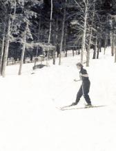 Mimi skiing